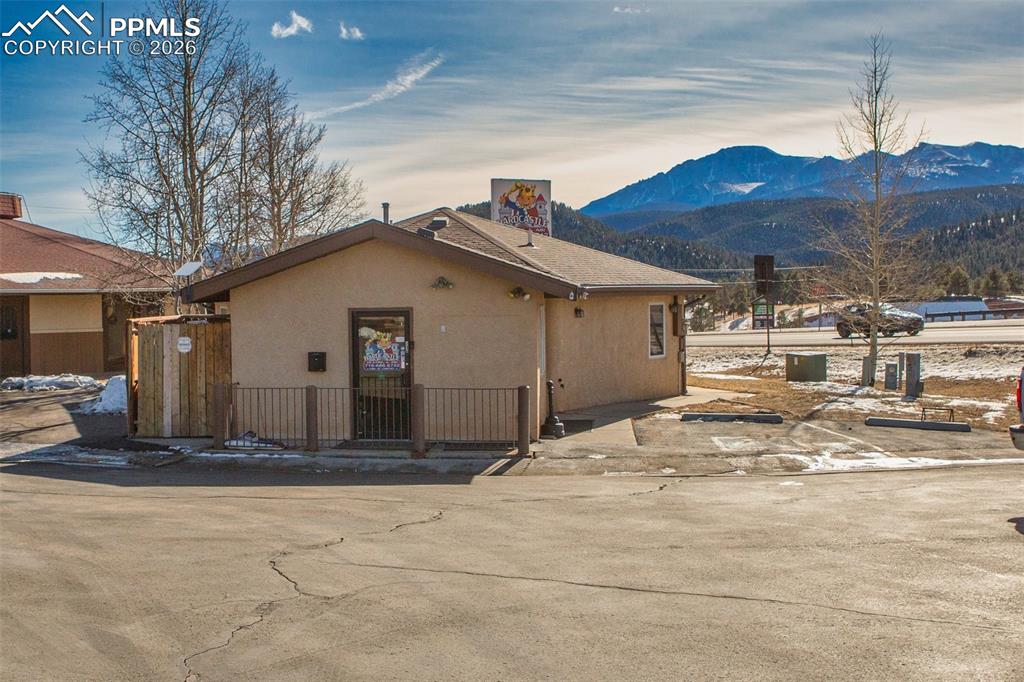1212 1/2 E Highway 24 Woodland Park CO 80863