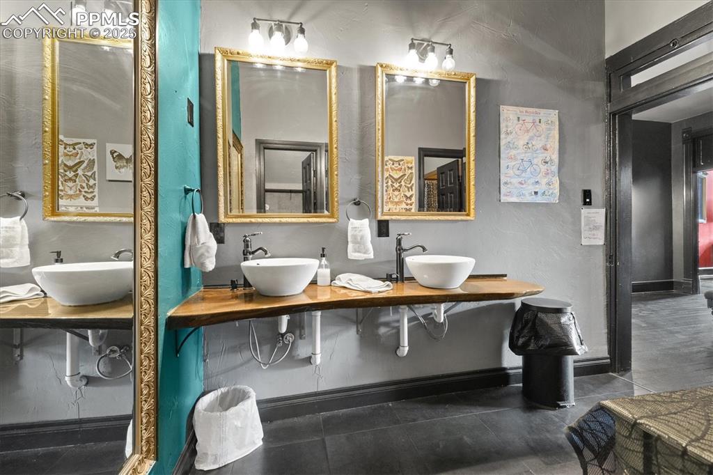301 Victor Avenue Victor CO 80860