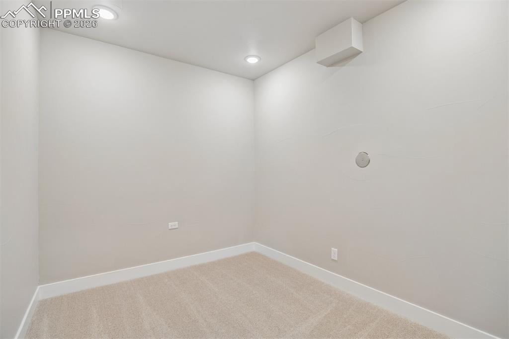 1439 Ducett Heights Colorado Springs CO 80904