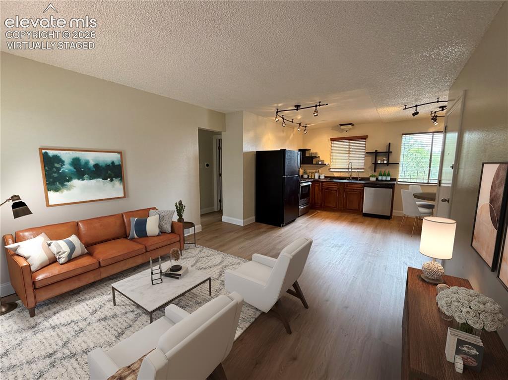 2959 Mesa Road Colorado Springs CO 80904