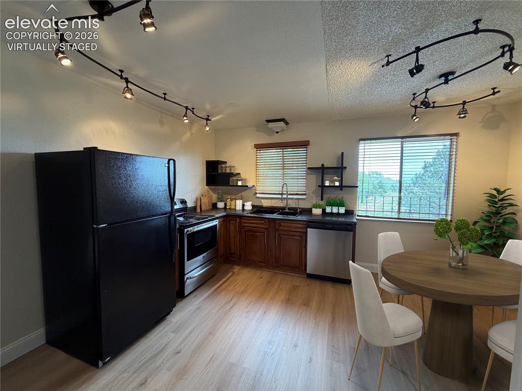 2959 Mesa Road Colorado Springs CO 80904