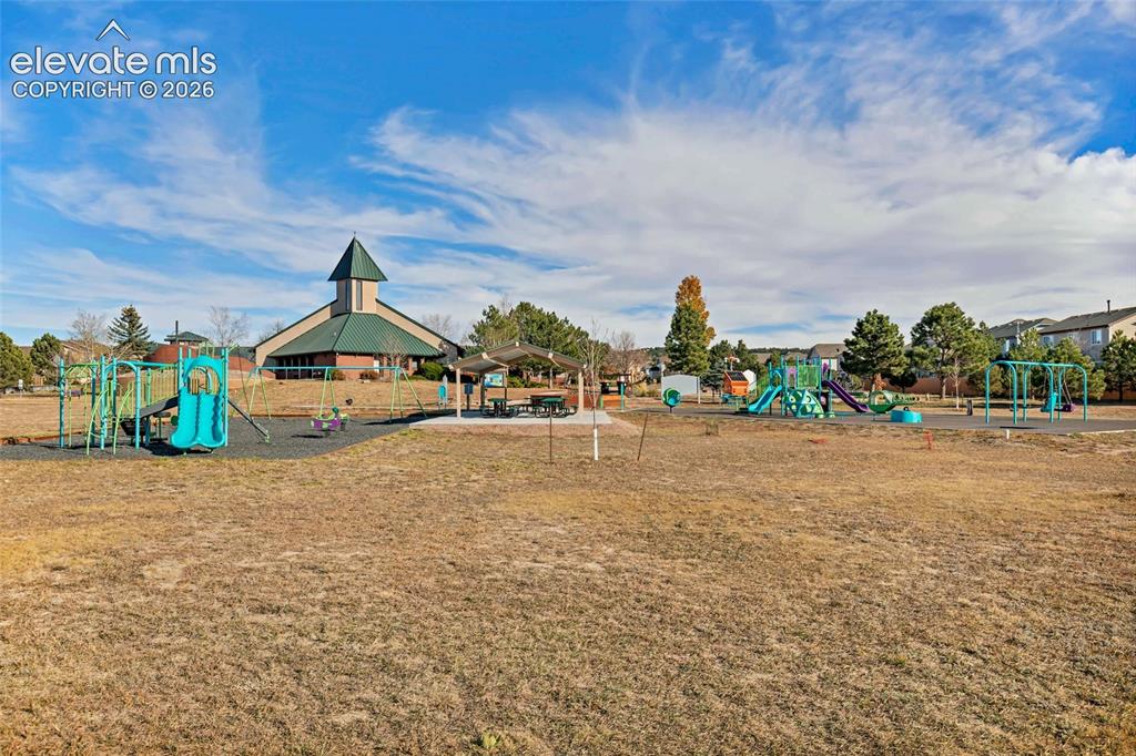 1319 Villa Grove Monument CO 80132
