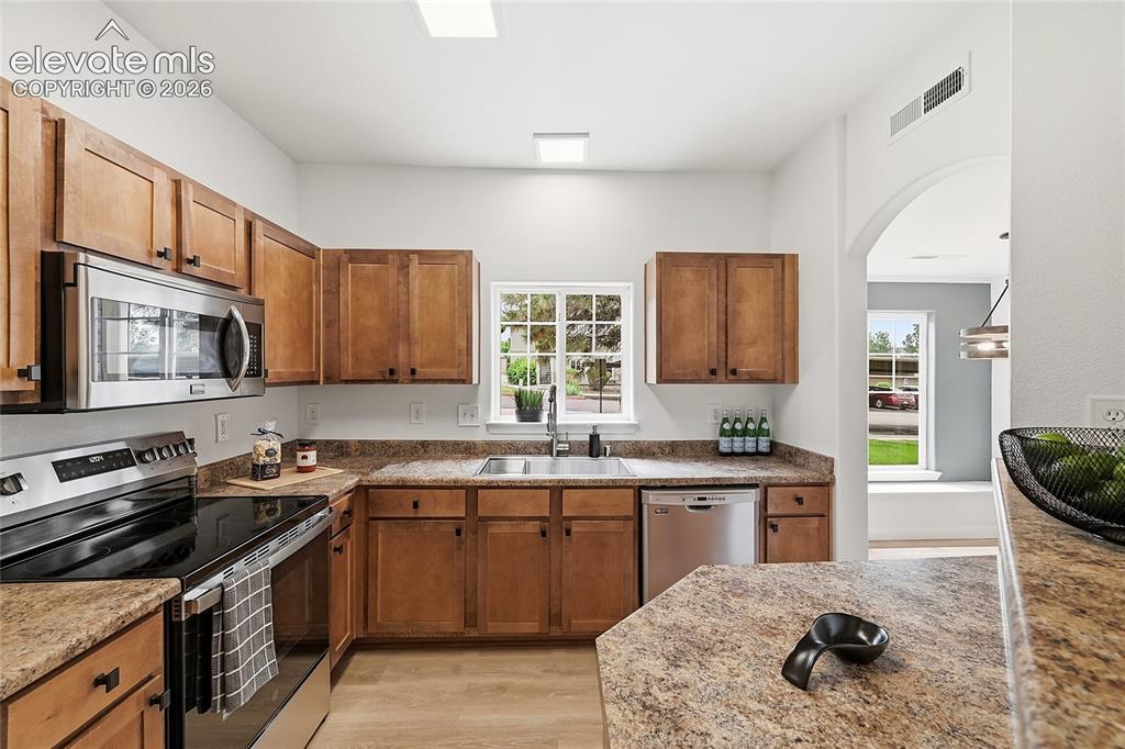 7044 Ash Creek Heights Colorado Springs CO 80922