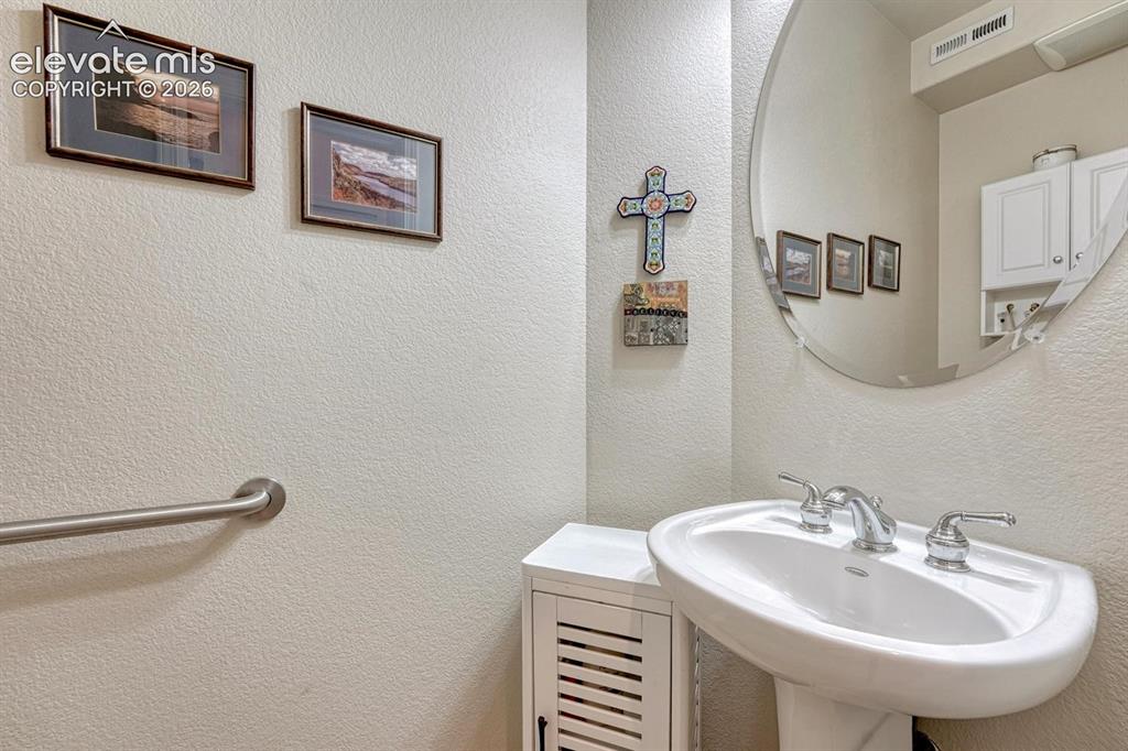 6699 Bethesda Point Colorado Springs CO 80918