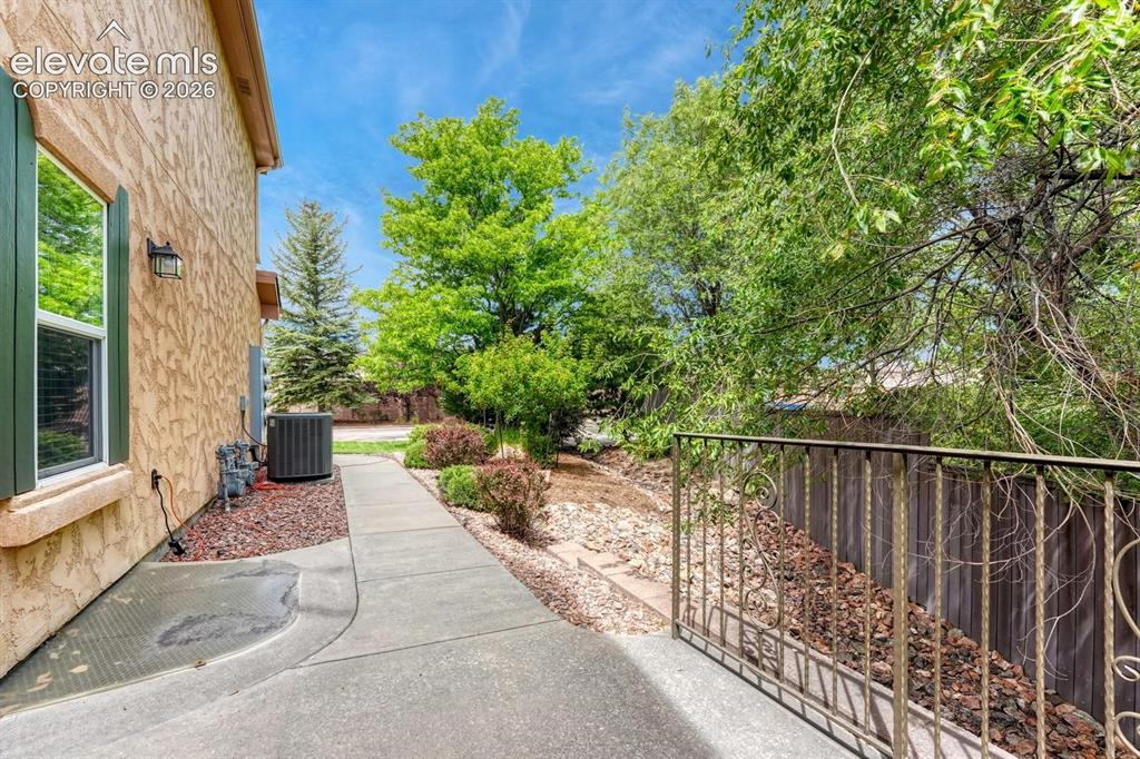 6699 Bethesda Point Colorado Springs CO 80918