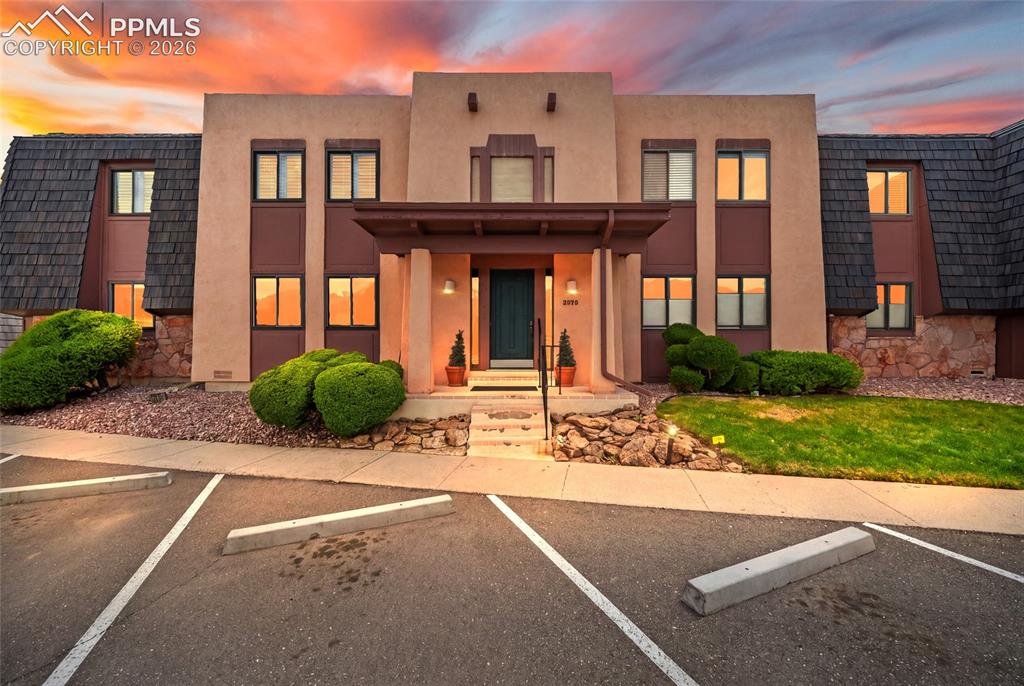 2979 Mesa Road Colorado Springs CO 80904