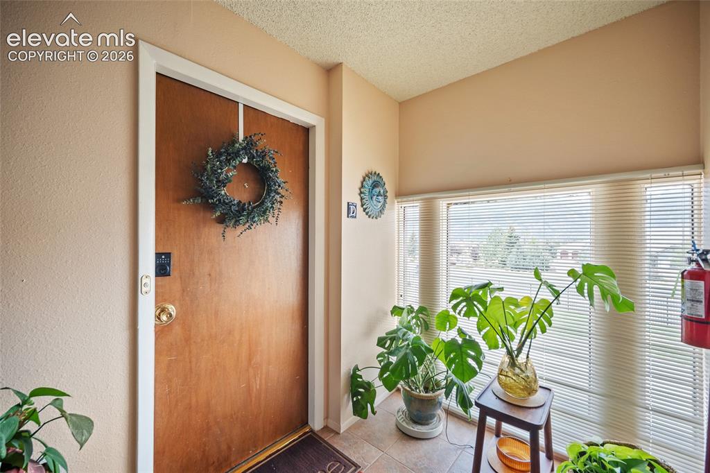2979 Mesa Road Colorado Springs CO 80904
