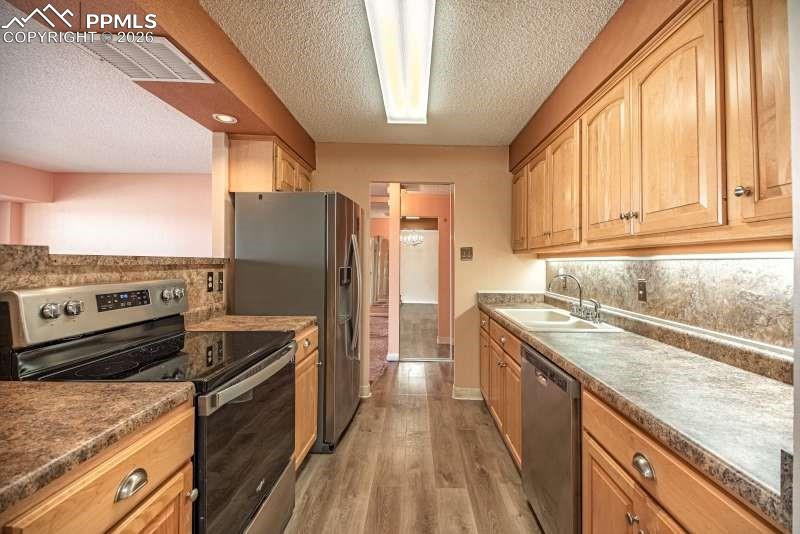 411 Lakewood Circle Colorado Springs CO 80910