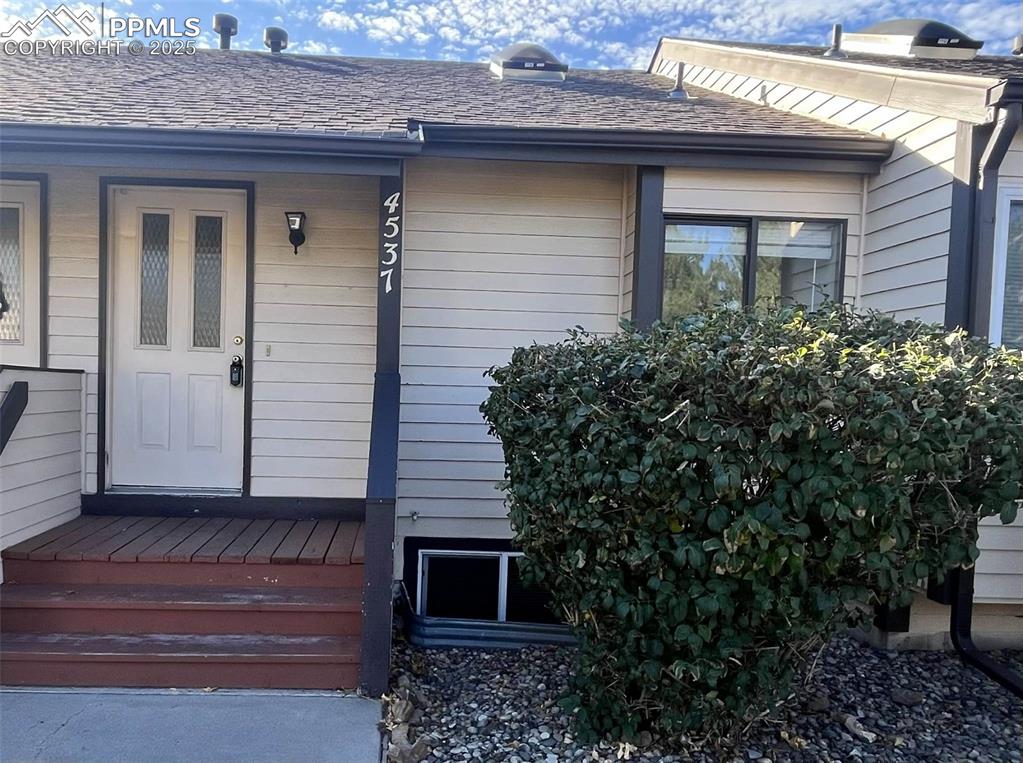 4537 Lamplighter Circle Colorado Springs CO 80916