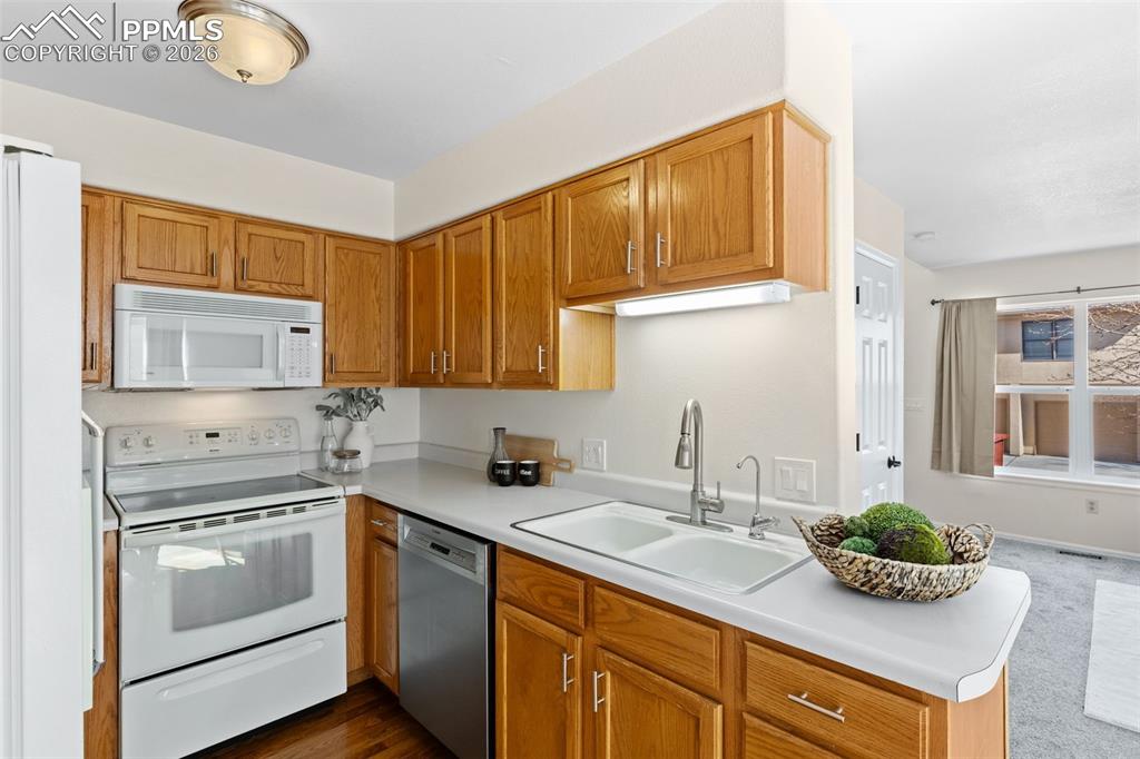 6926 Yellowpine Drive Colorado Springs CO 80919