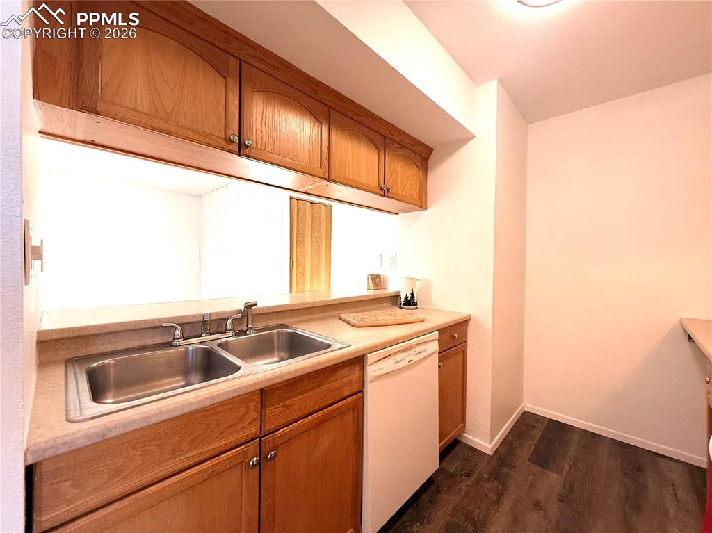 935 Saturn Drive Colorado Springs CO 80905