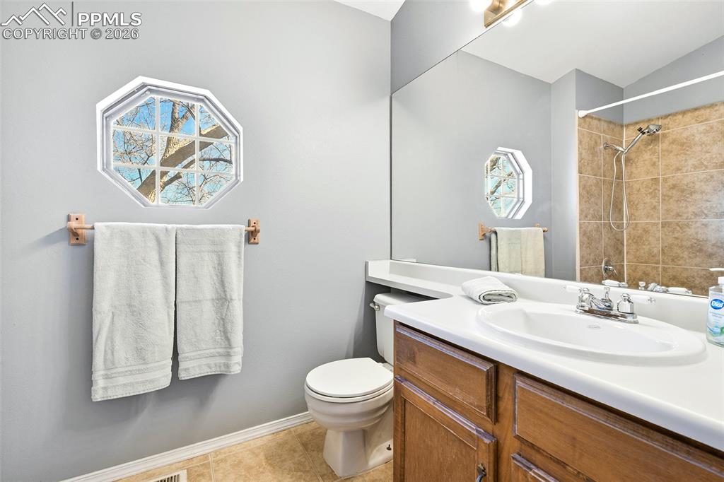 888 London Green Way Colorado Springs CO 80906