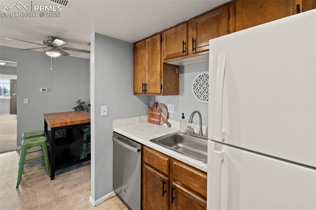 814 Tenderfoot Hill Road Colorado Springs CO 80906