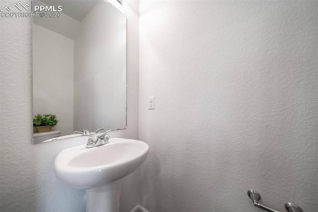 5812 Bowerman Lane Colorado Springs CO 80927