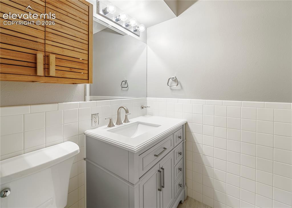 411 Lakewood Circle Colorado Springs CO 80910
