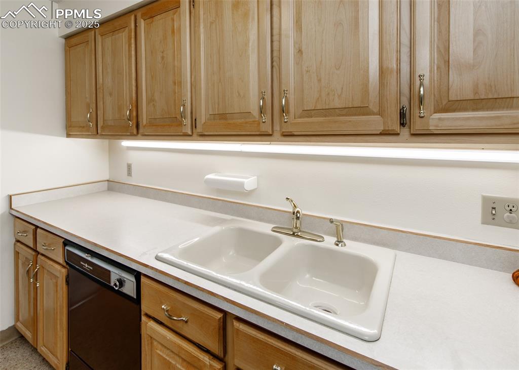 411 Lakewood Circle Colorado Springs CO 80910