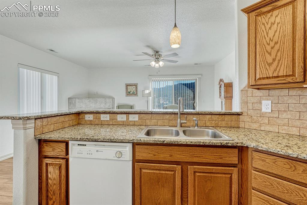 1695 Little Bear Creek Point Colorado Springs CO 80904