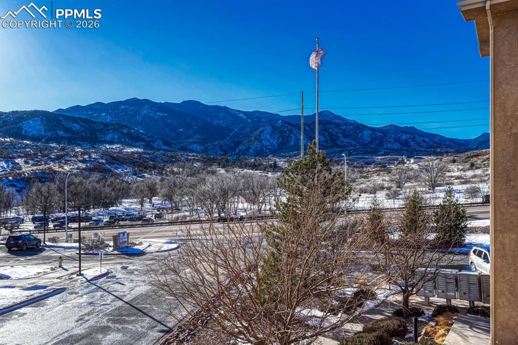 1695 Little Bear Creek Point Colorado Springs CO 80904