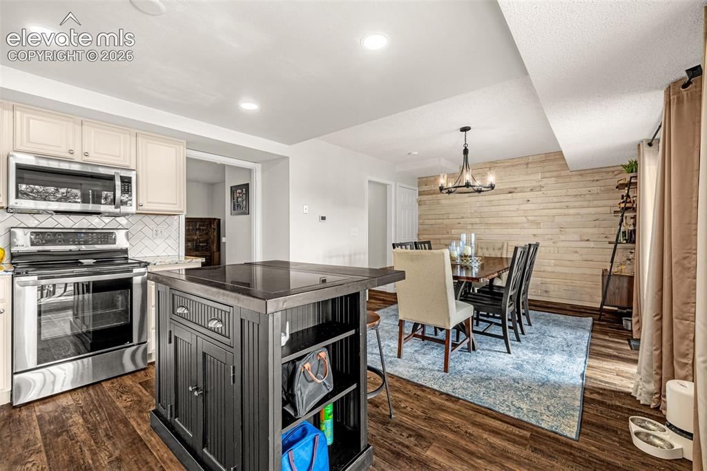 313 Raspberry Lane Monument CO 80132