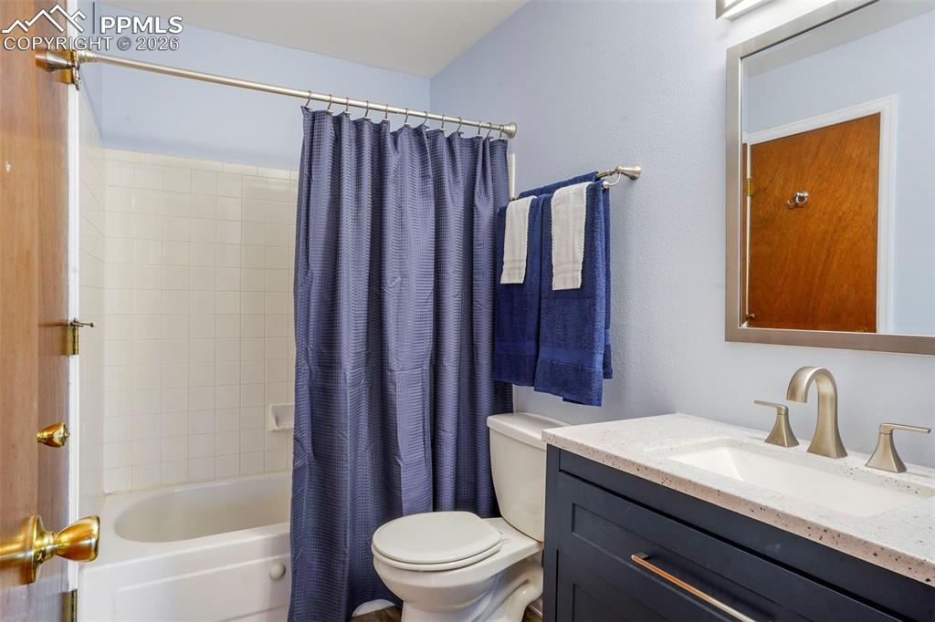 5702 W Asbury Place Lakewood CO 80227