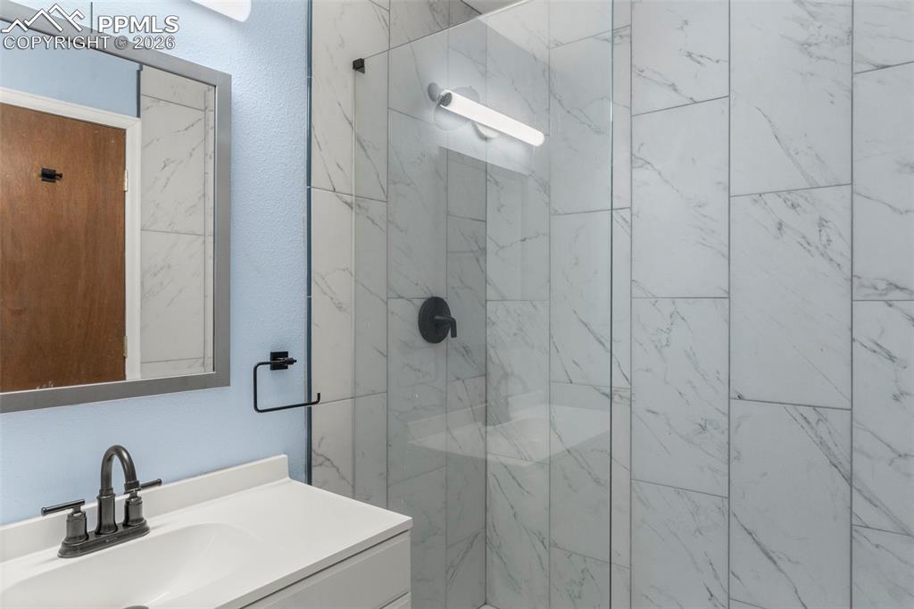 5702 W Asbury Place Lakewood CO 80227