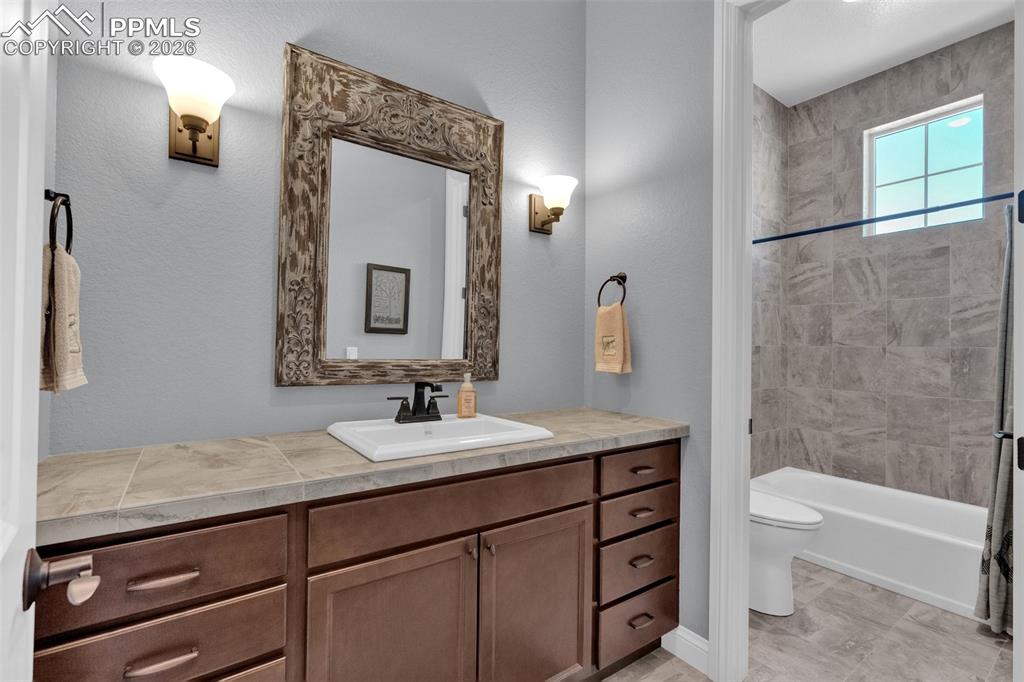 4540 Echo Cliff Lane Larkspur CO 80118