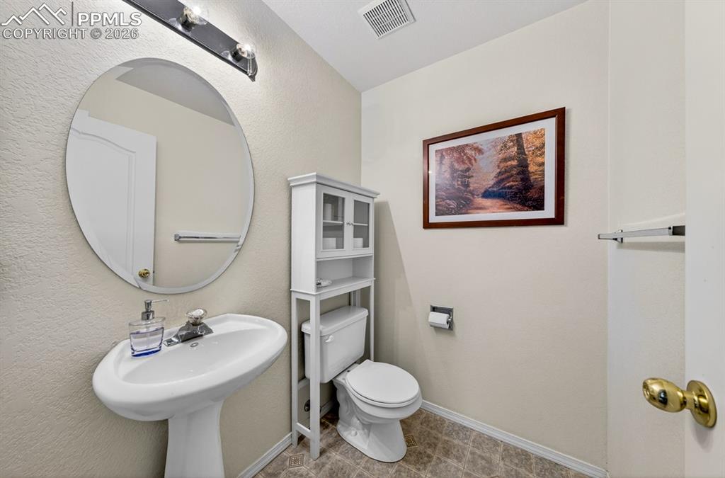 7131 Sand Crest View Colorado Springs CO 80923