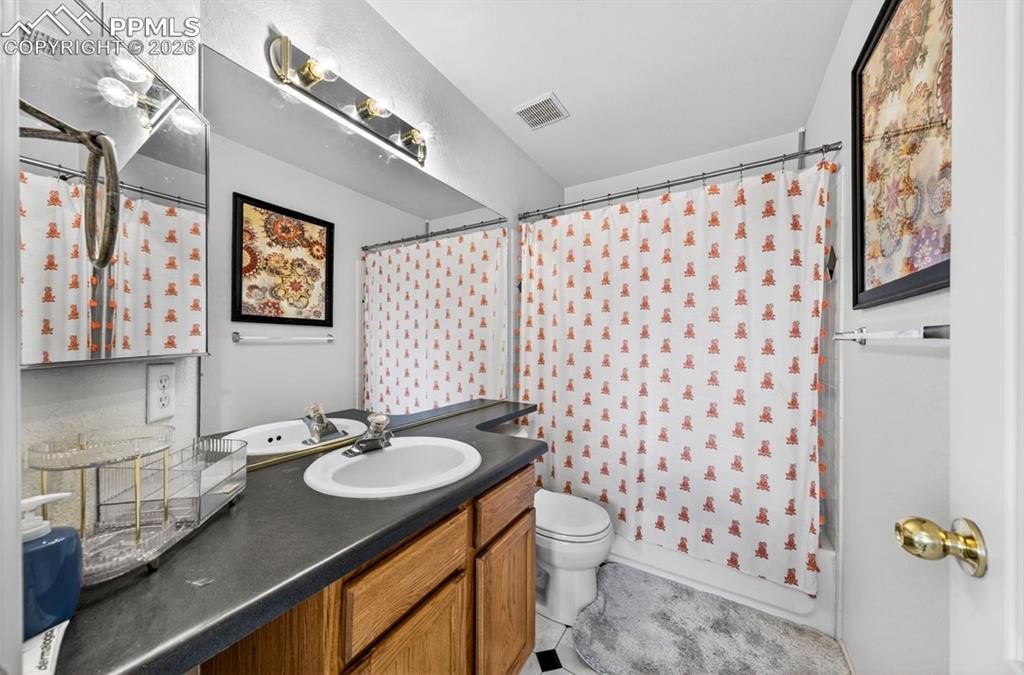7131 Sand Crest View Colorado Springs CO 80923