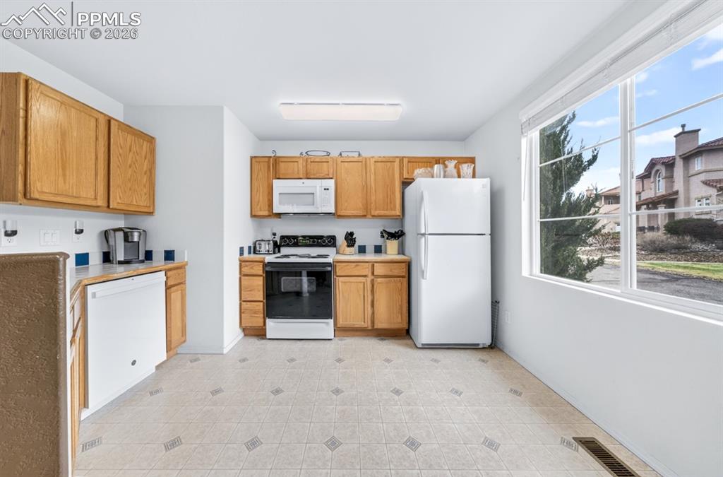 7131 Sand Crest View Colorado Springs CO 80923