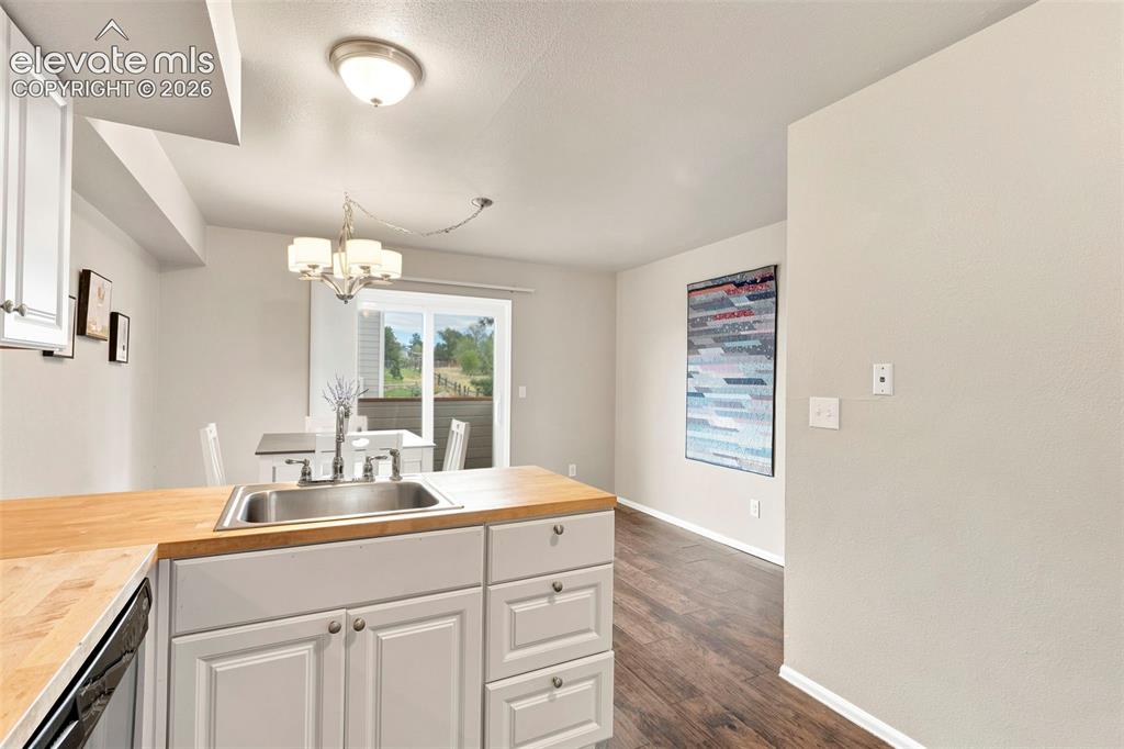 5362 Solar Ridge Drive Colorado Springs CO 80917