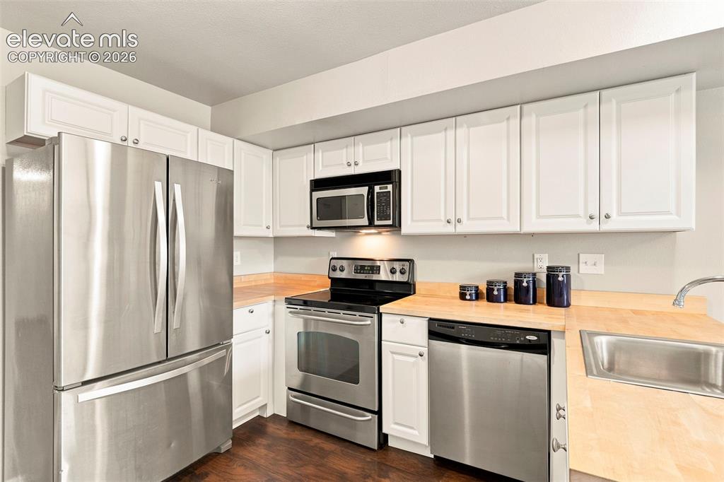 5362 Solar Ridge Drive Colorado Springs CO 80917