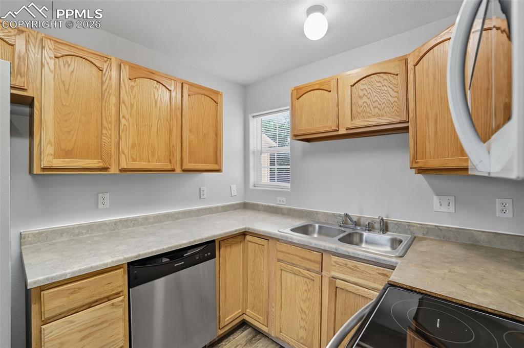 718 Cima Vista Point Colorado Springs CO 80916