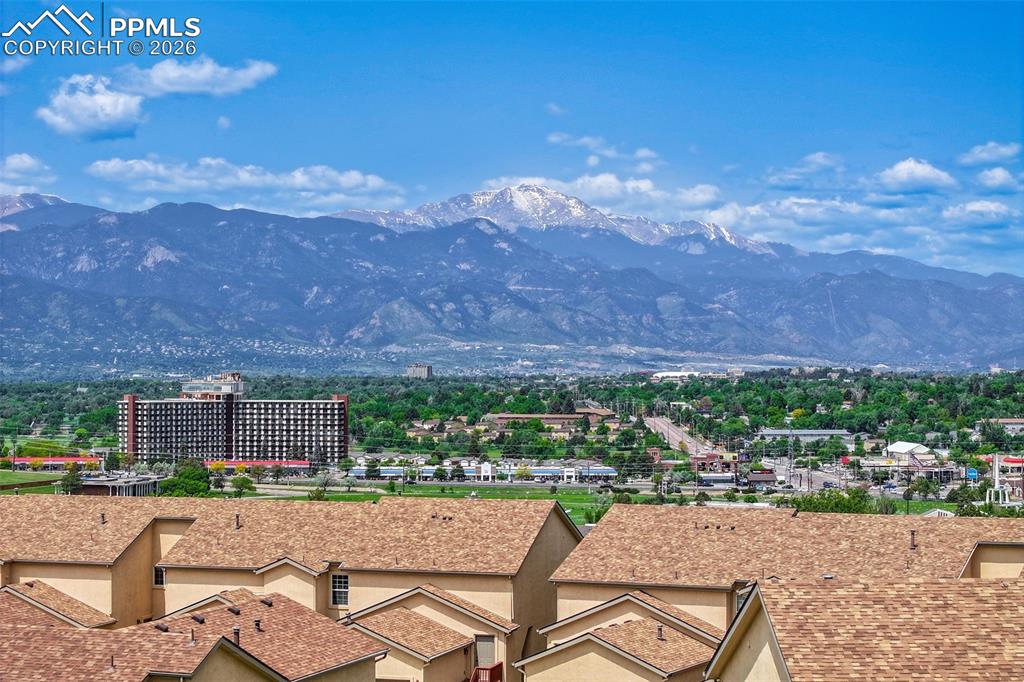 718 Cima Vista Point Colorado Springs CO 80916