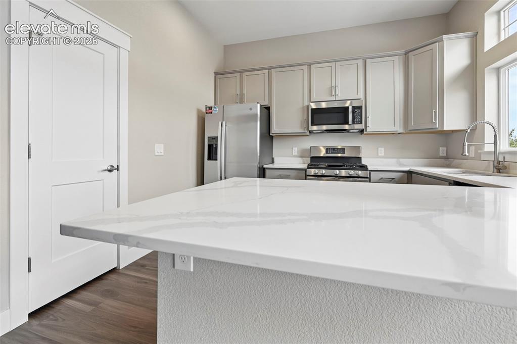 5930 Eagle Glen View Colorado Springs CO 80919