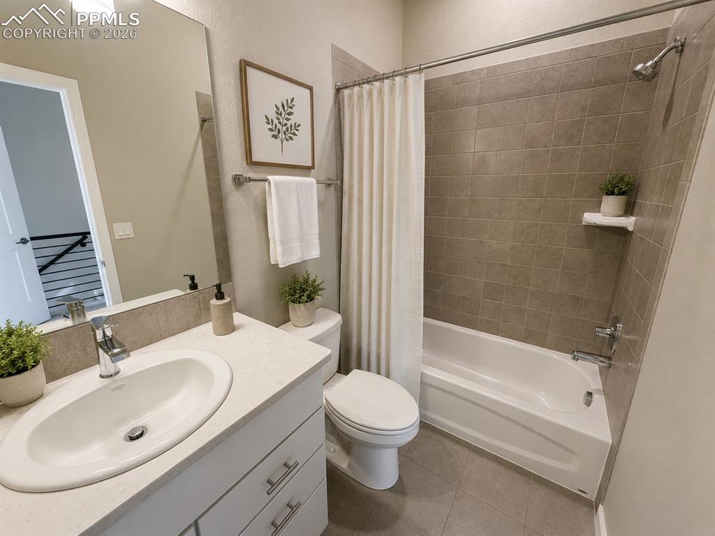 78 Cheyenne Boulevard Colorado Springs CO 80905