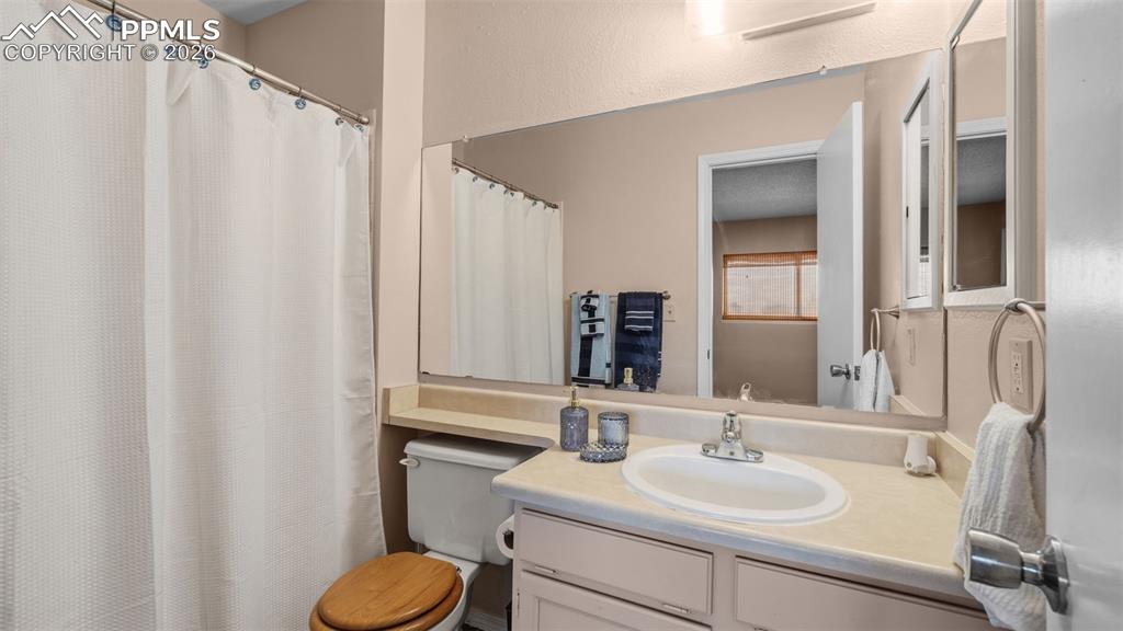 4773 Live Oak Drive Colorado Springs CO 80916