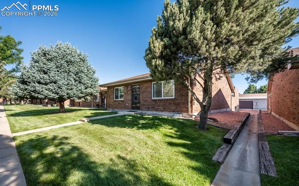 2106 Chatalet Lane Pueblo CO 81005