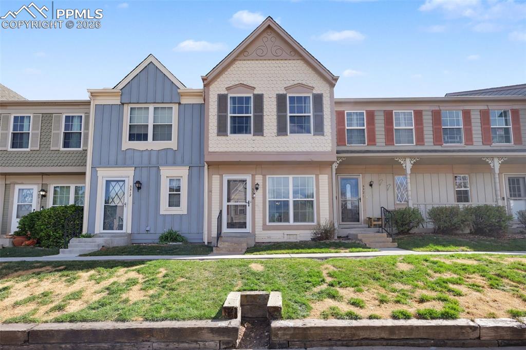 3319 Queen Anne Way Colorado Springs CO 80917