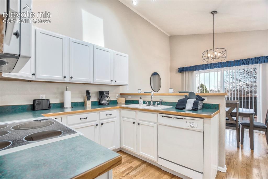 1016 Samuel Point Colorado Springs CO 80906