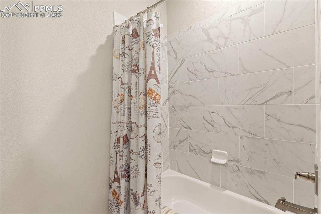 5690 Villa Lorenzo Drive Colorado Springs CO 80919