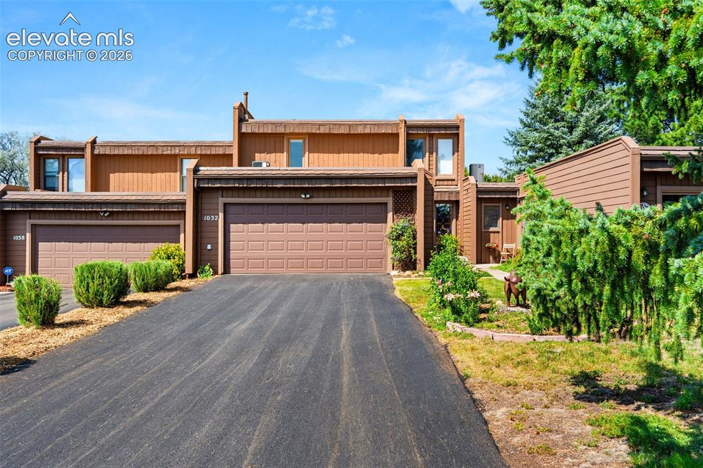 1032 Hill Circle Colorado Springs CO 80904
