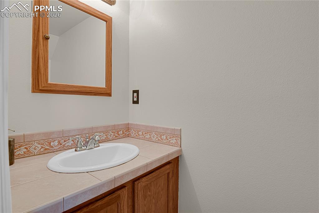 7660 Clover Hill Drive Colorado Springs CO 80920