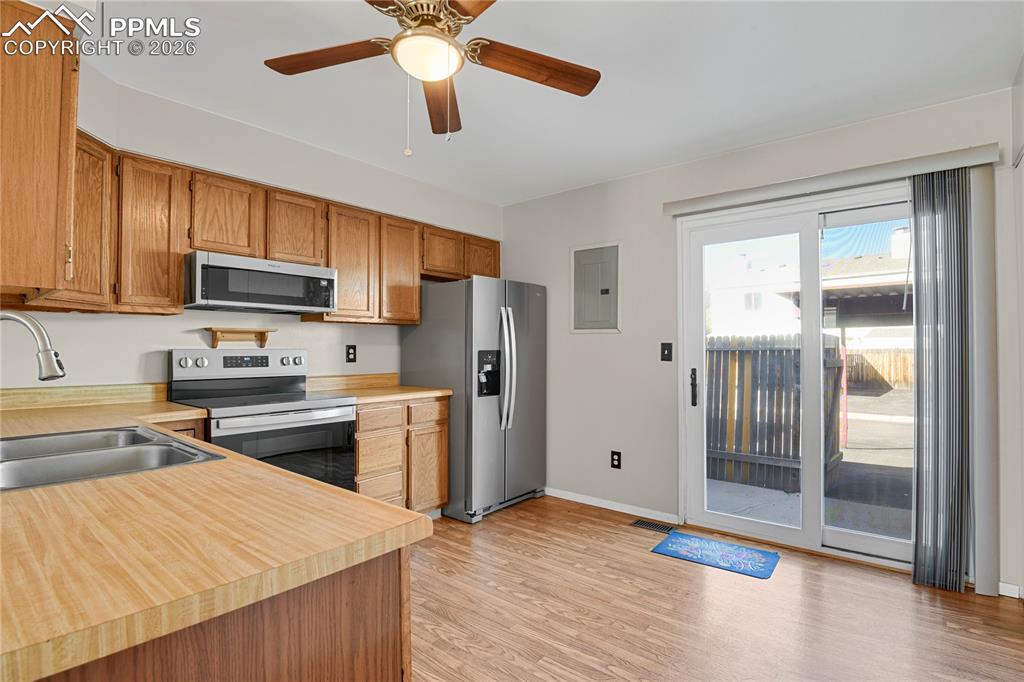7660 Clover Hill Drive Colorado Springs CO 80920
