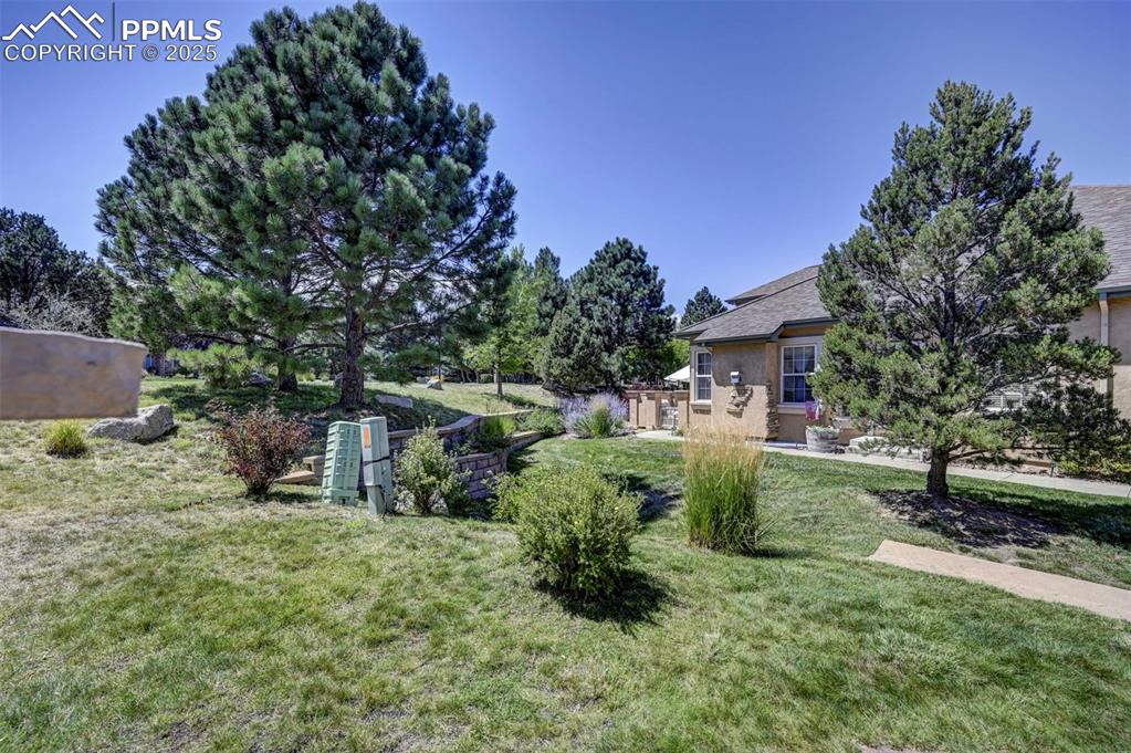 5536 Sonnet Heights Colorado Springs CO 80918