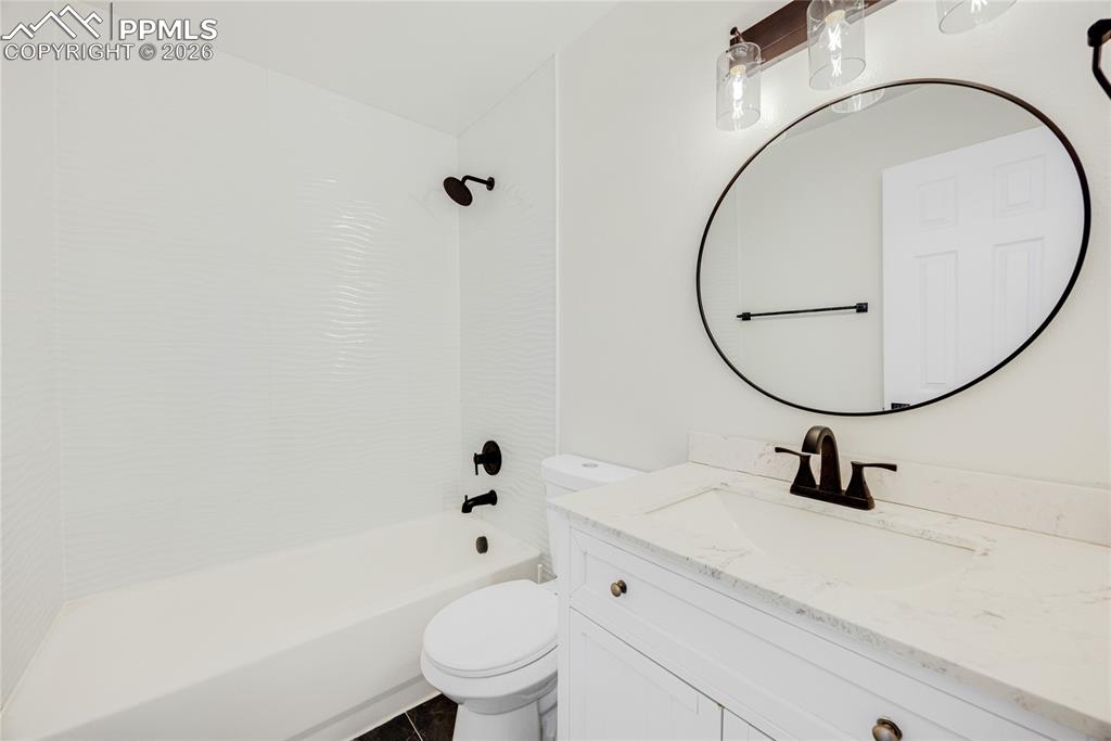1463 Madison Ridge Heights Colorado Springs CO 80904