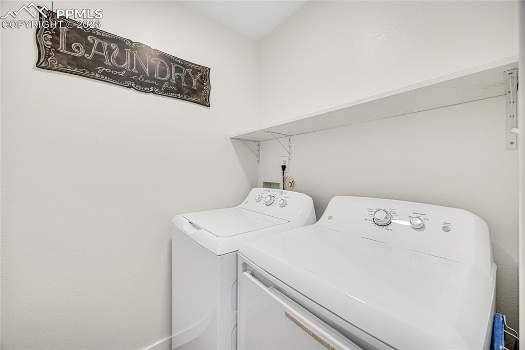 1463 Madison Ridge Heights Colorado Springs CO 80904
