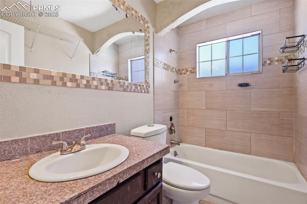 3240 Van Teylingen Drive Colorado Springs CO 80917