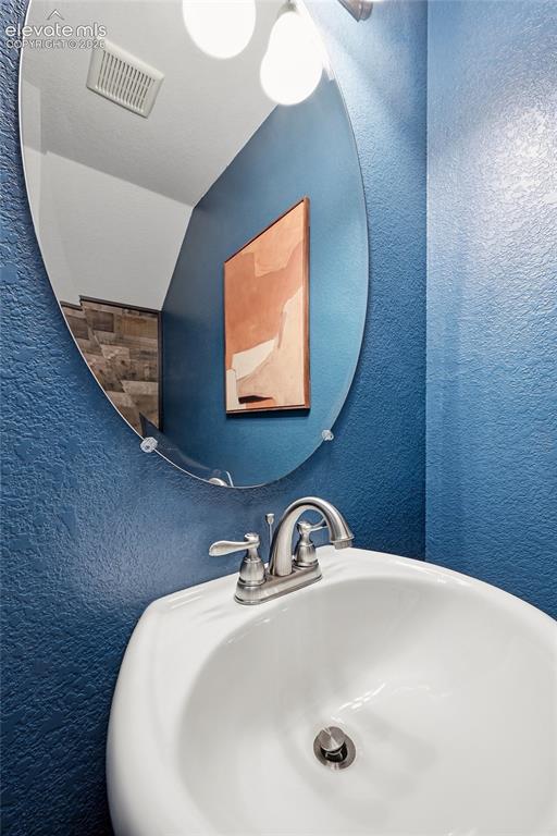 135 Mayflower Street Colorado Springs CO 80905