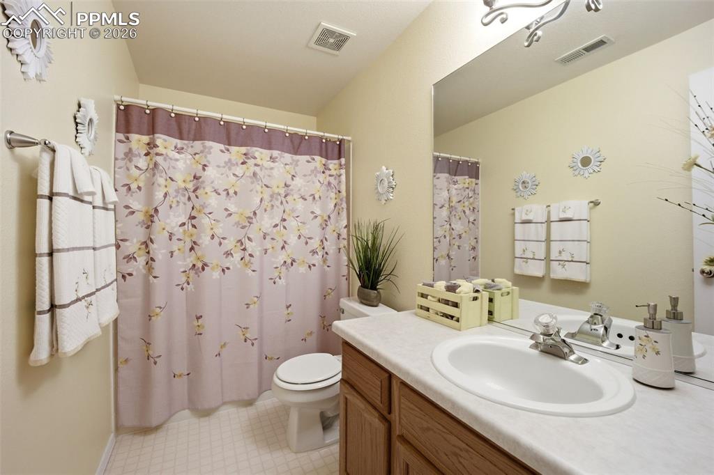 6838 Los Reyes Circle Colorado Springs CO 80918