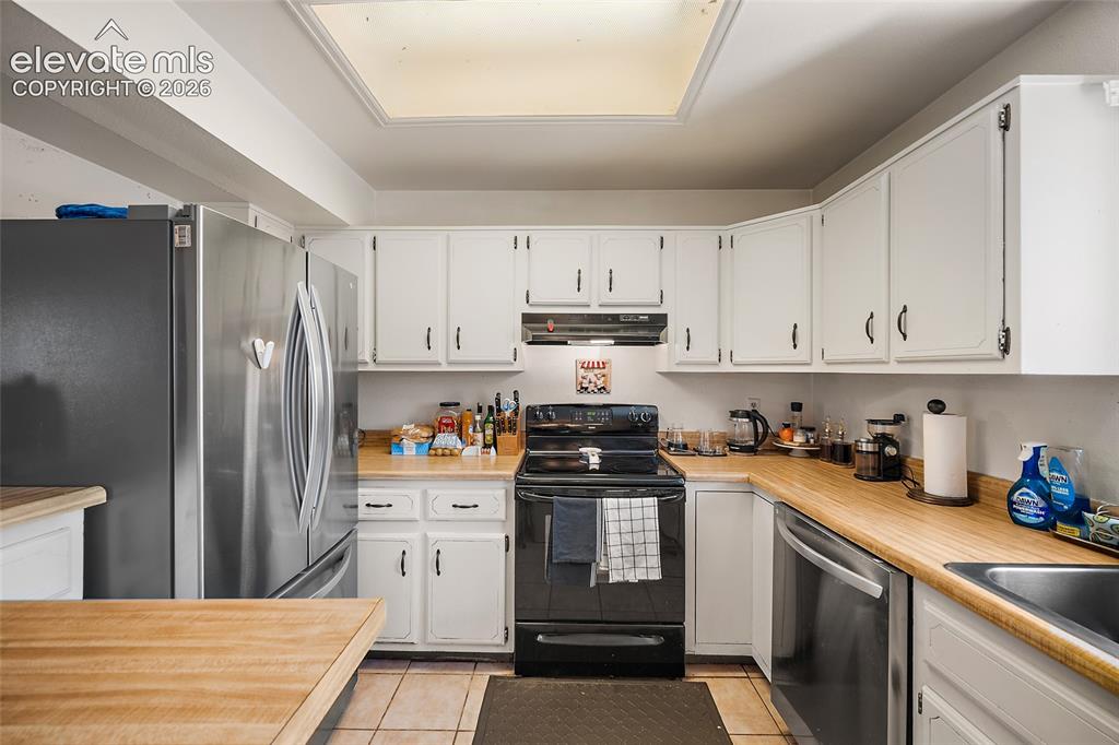 885 London Green Way Colorado Springs CO 80906